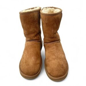 UGG Chestnut Suede Short Classic Boots